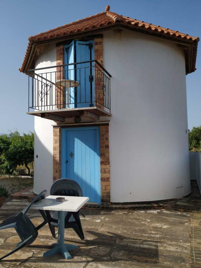 Pardalakis Studios Gerani  외부 사진